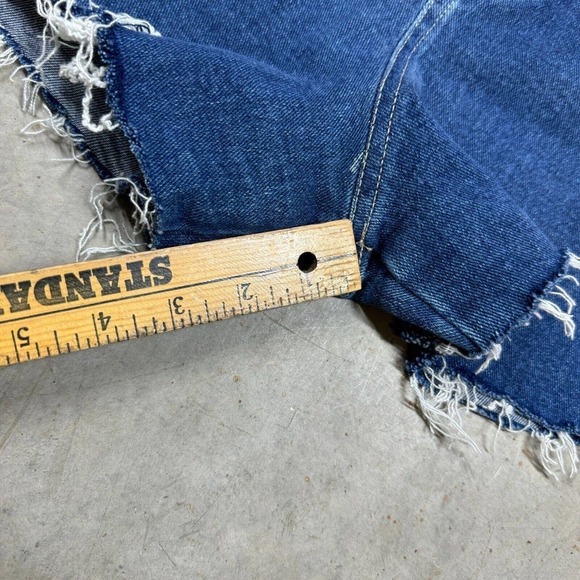 Gloria Vanderbilt Stretch Distressed Blue Jeans Cut Off Shorts Sz 16 - Picture 10 of 10